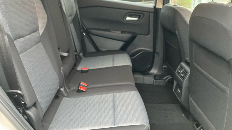 Nissan X-Trail 1.5 MHEV 163 N-Connecta 5dr [7 Seat] Xtronic Petrol Station Wagon